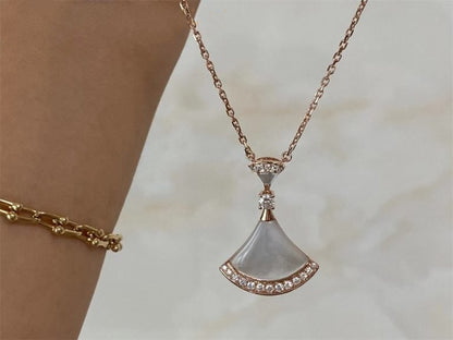 [Lumi Jewelry]DREAM NECKLACE MOP PINK GOLD DIAMOND
