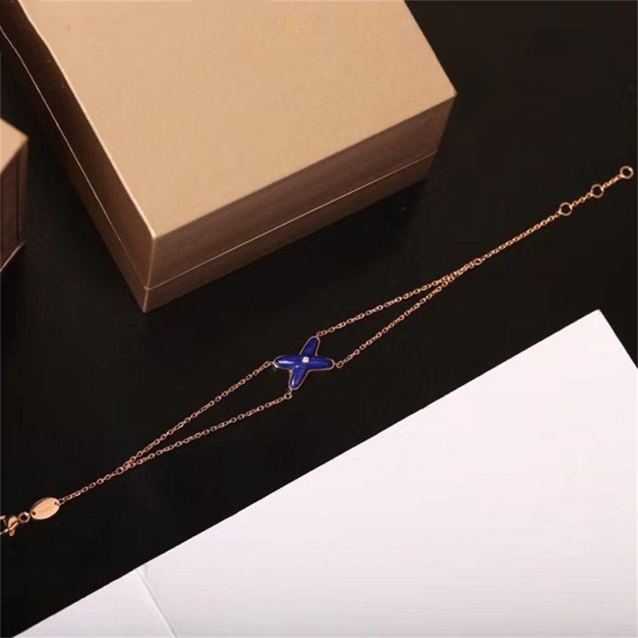 [Lumi Jewelry]Hollow Design Four-Leaf Clover Flower Shape Ring