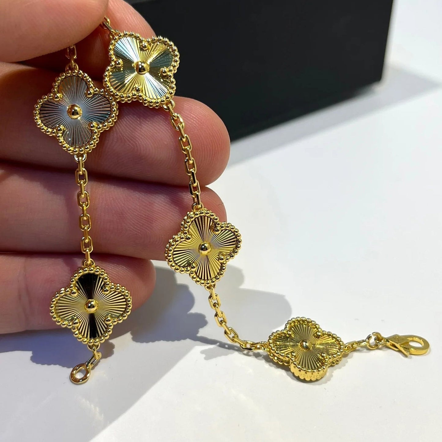[Lumi Jewelry]CLOVER 5 FLOWERS LASER BRACELET