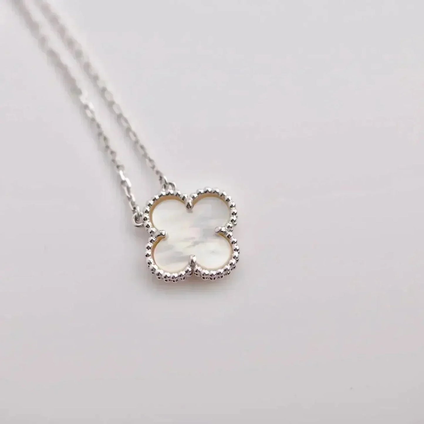 [Lumi Jewelry]CLOVER  15MM WHITE MOTHER-OF-PEARL SILVER