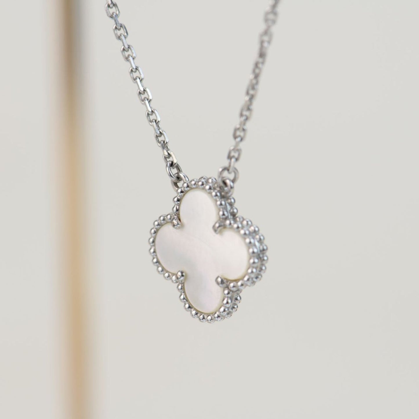[Lumi Jewelry]CLOVER  15MM WHITE MOTHER-OF-PEARL SILVER