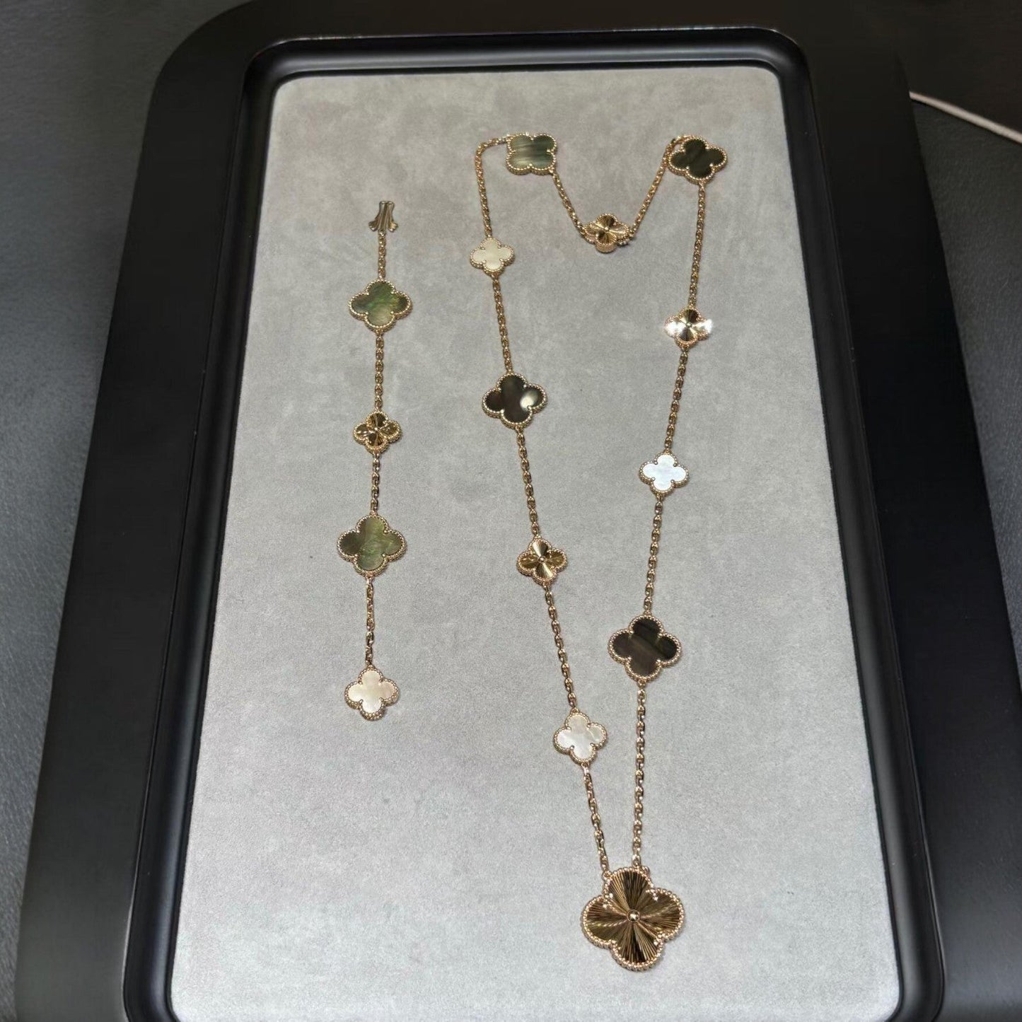 [Lumi Jewelry]DETACHABLE CLOVER 15(11+4) FLOWER ROSE GOLD NECKLACE SET