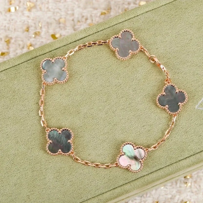 [Lumi Jewelry]CLOVER 5 MOTIF GRAY MOP  BRACELET