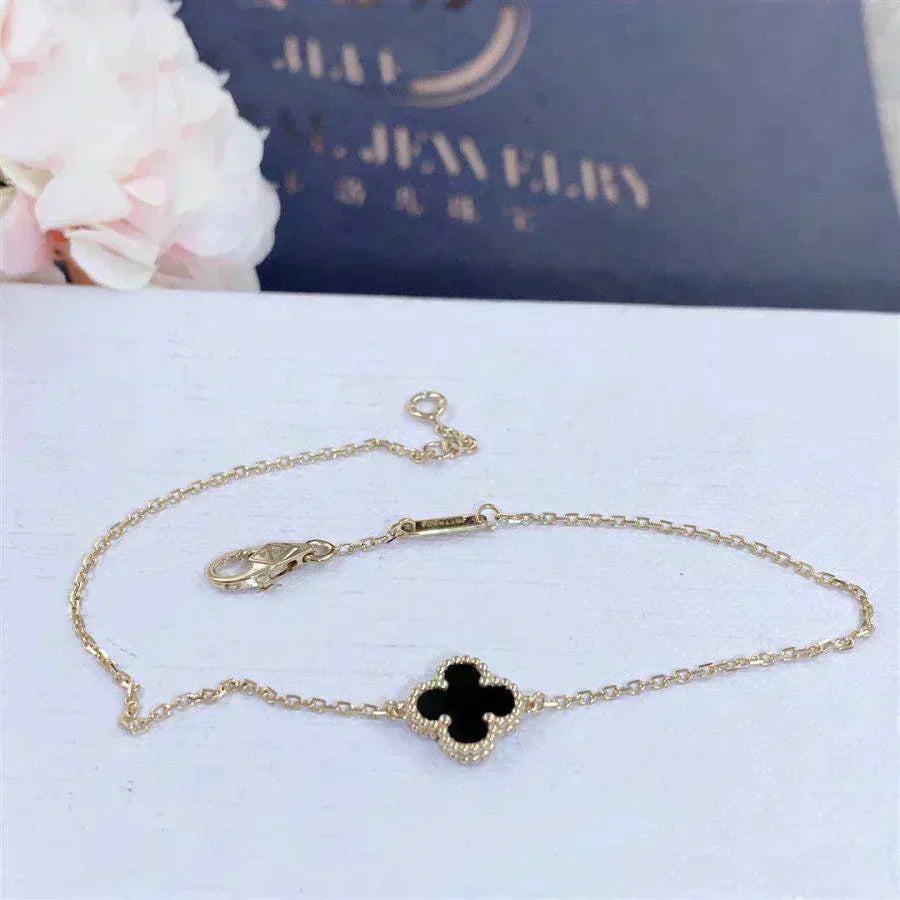 [Lumi Jewelry]CLOVER ONYX SINGLE FLOWER BRACELET