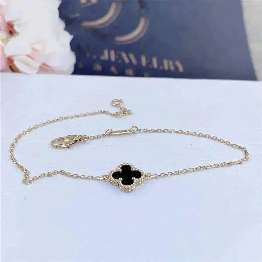 [Lumi Jewelry]CLOVER ONYX SINGLE FLOWER BRACELET