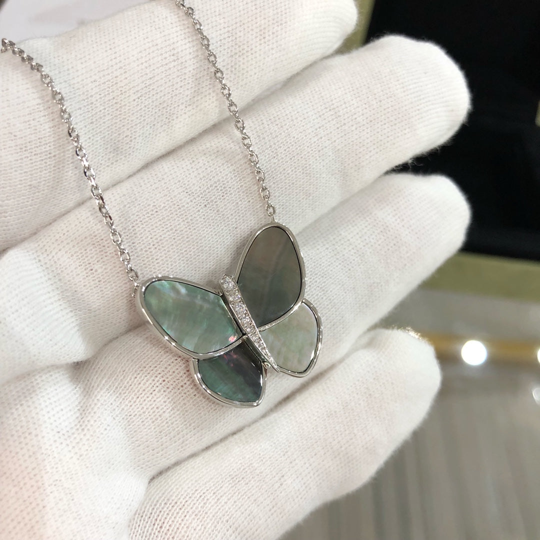 [Lumi Jewelry]LARGE BUTTERFLY SILVER PENDANT DIAMOND NECKLACE