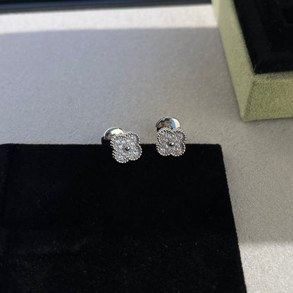 [Lumi Jewelry]CLOVER MINI DIAMOND STUD EARRINGS